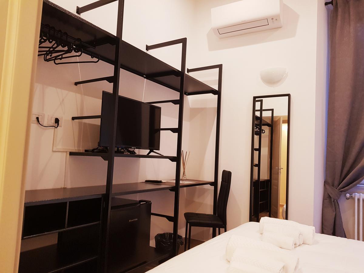 Cairoli Rooms Rome Bagian luar foto