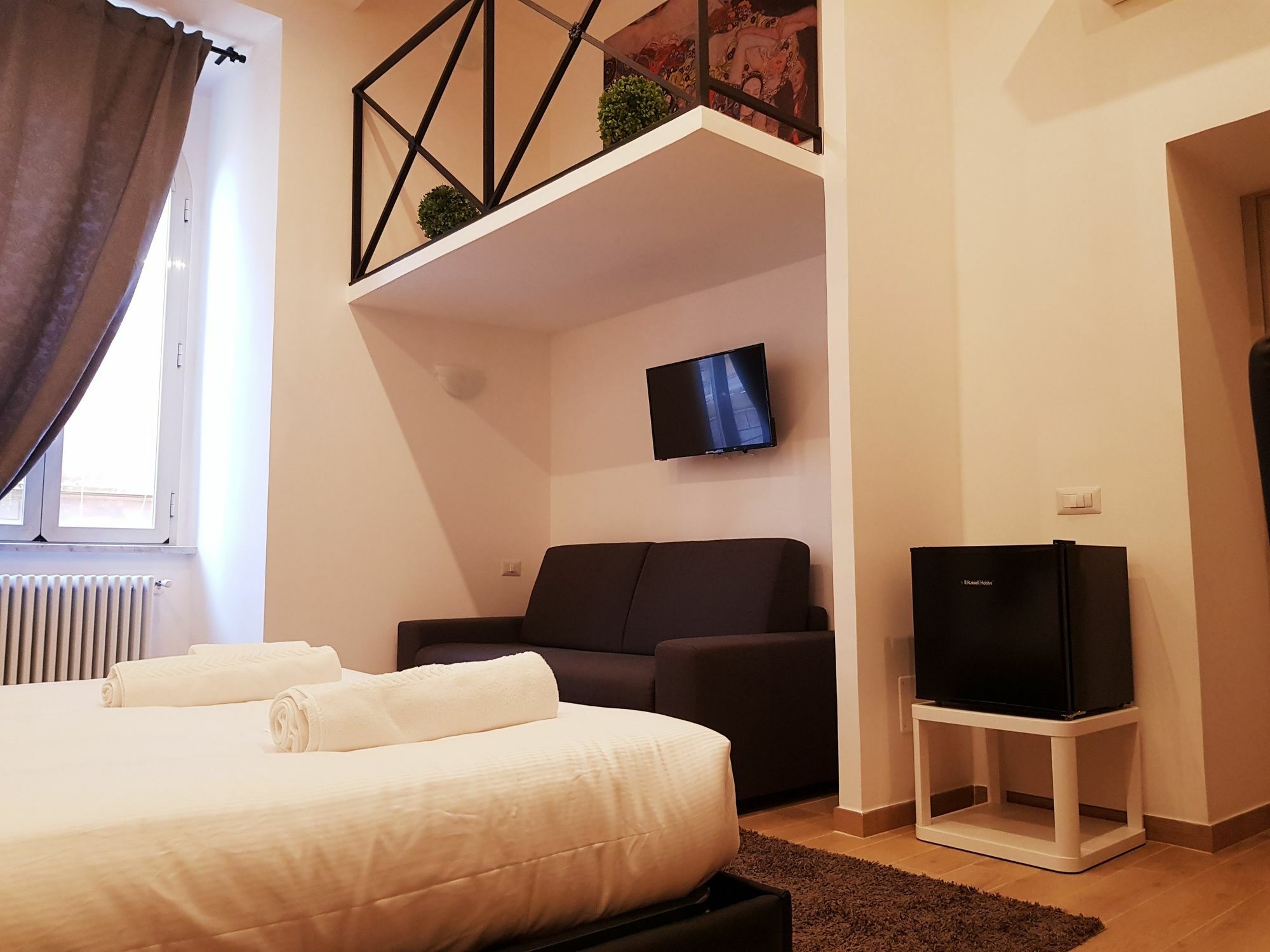 Cairoli Rooms Rome Bagian luar foto